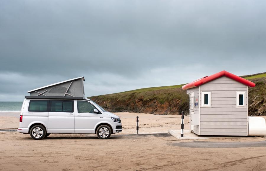  Volkswagen California Ocean (T6) 2015 года  (UK) (фото 11 из 40)